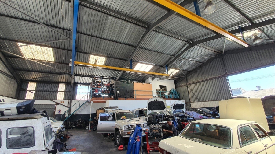 To Let commercial Property for Rent in Parow East Western Cape